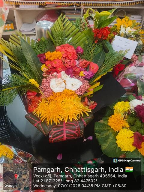 Flower decoration competition ( Bouquet making)